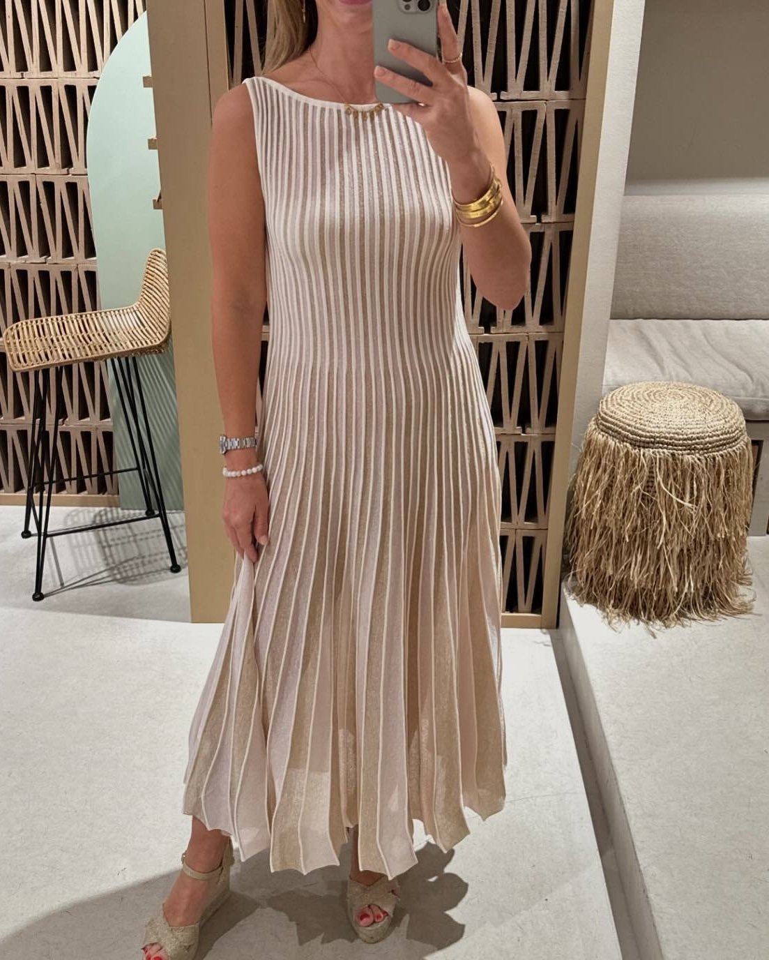 Fashion Sleeveless Pleated Dress